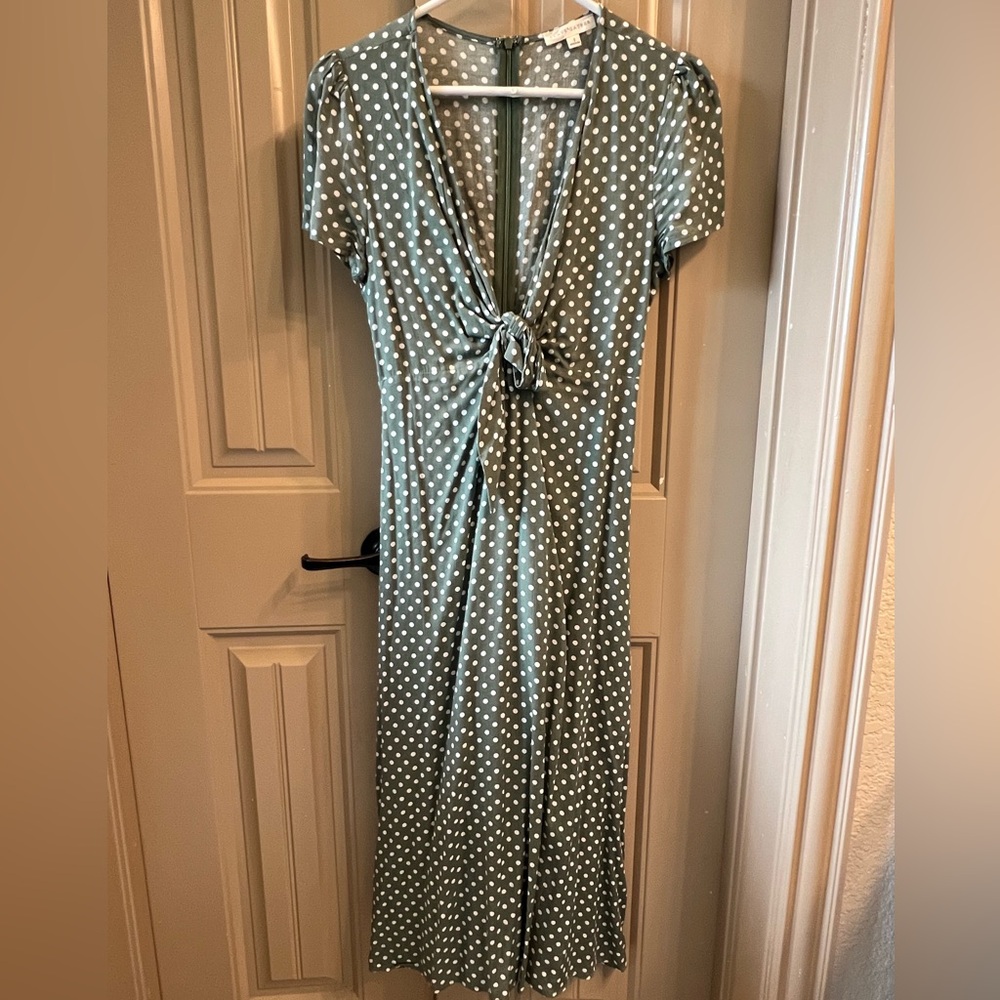 Elegant Polka Dot Dress in Green